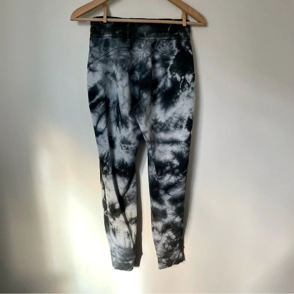 Lululemon 2021 Warm Down Jogger *Earth Dye Earth Dye Stone - Picture 9 of 11